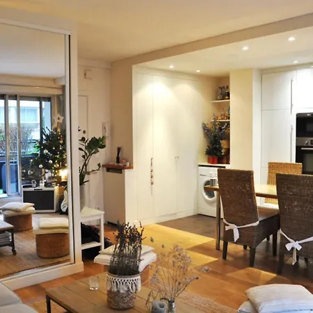 Beautiful Apt With Balcony Near Montparnasse *